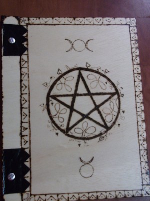 wooden BOS cover Pentagram design