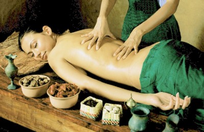 ayurvedic massage.jpg