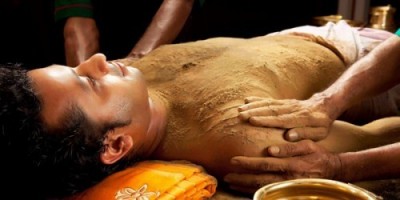 ayurvedic massage of a man.jpg